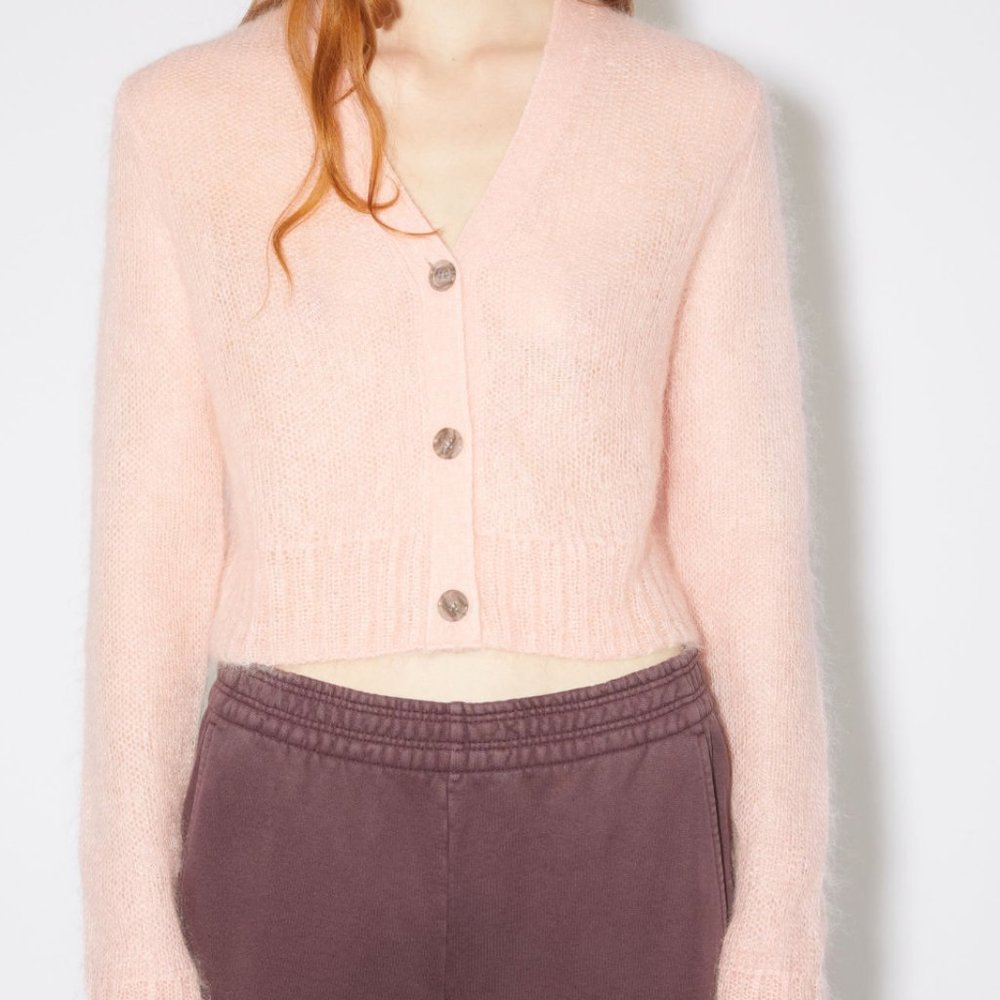 Meet your Posher, Cc